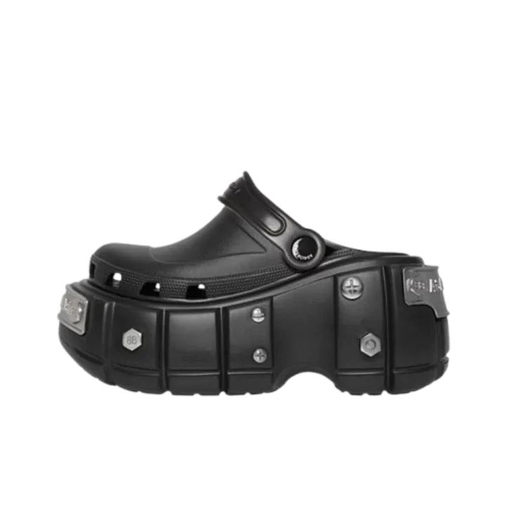 Balenciaga x Crocs