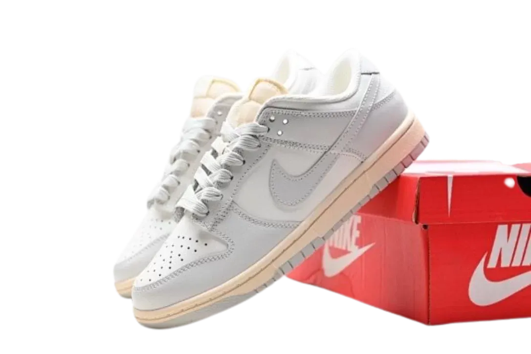 Nike Dunk Collabs (64 Styles)