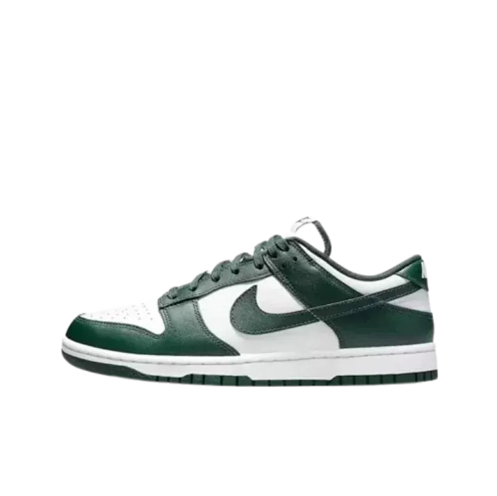 Nike Dunks (40+ Colourways)